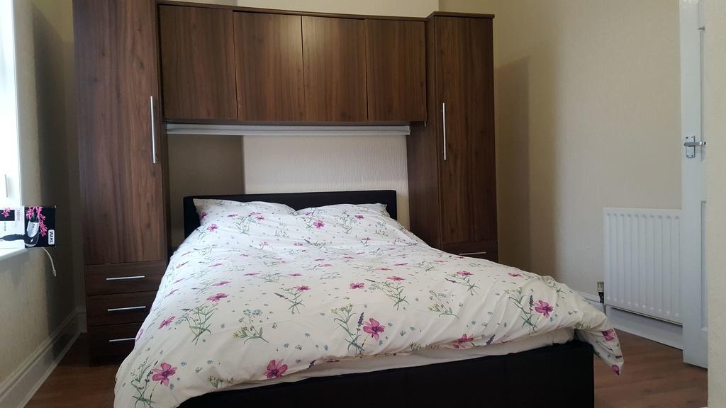 Blackpoolholidaylets Charles Street Villa Buitenkant foto